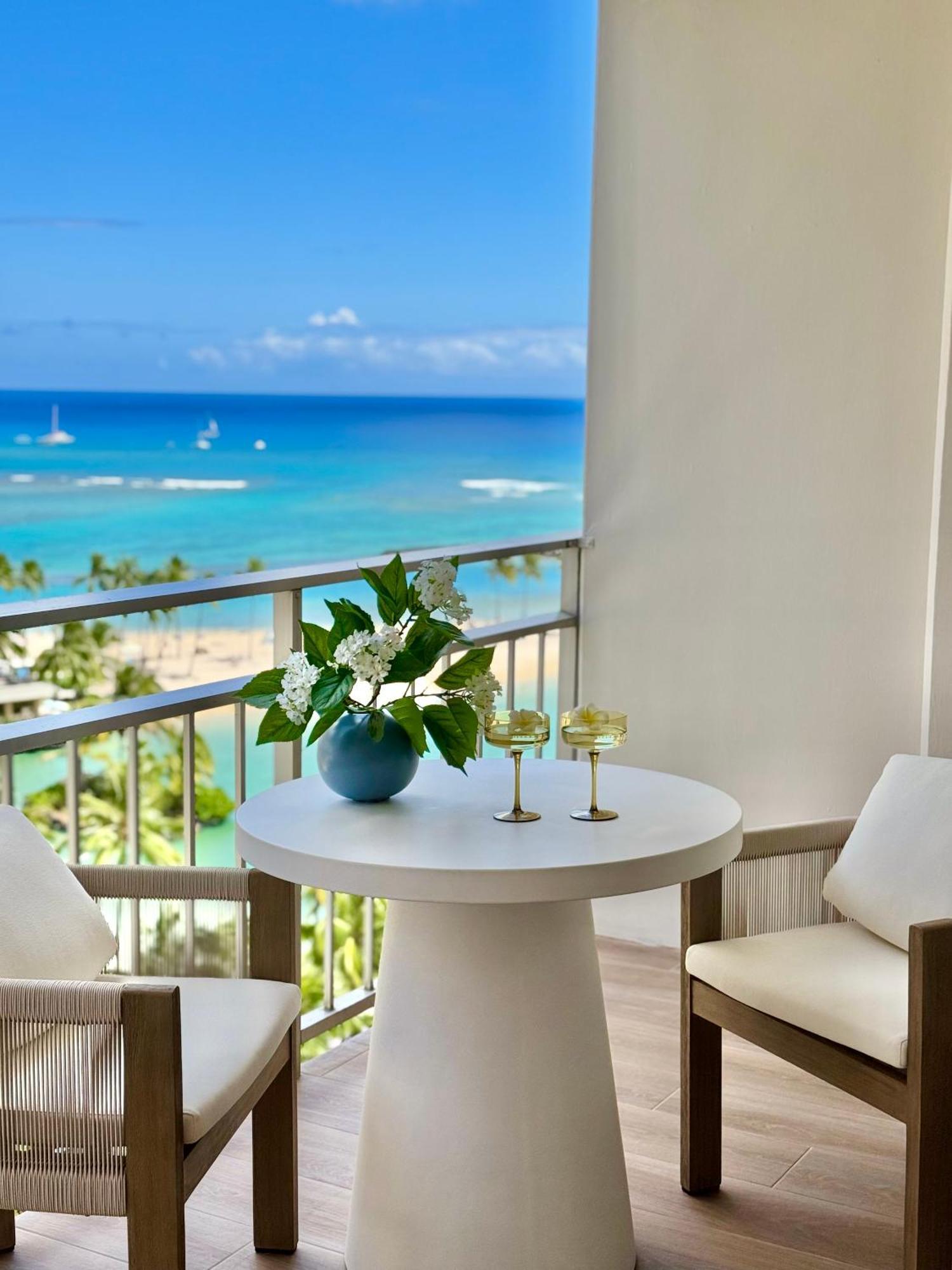 Panoramic Oceanview Resort - Full Kitchen In Each Room, 2 Swimming Pools, Onsite Restaurants, Fireworks Every Friday Honolulu Exterior foto